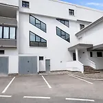 Mirea - Apartment