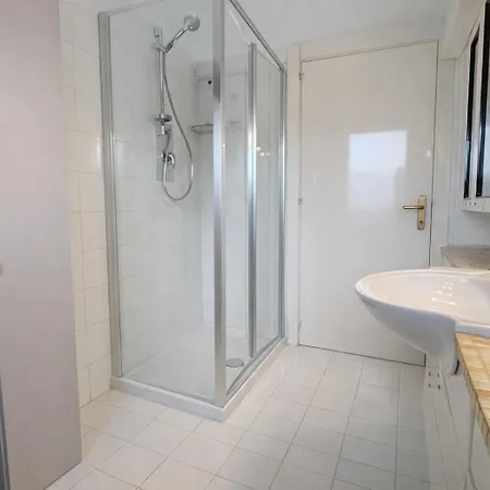 Mirea - Apartment Pineto